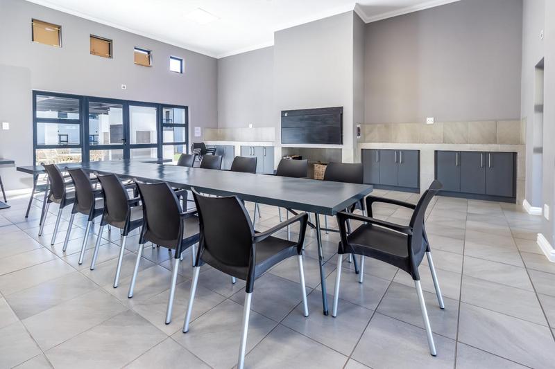 2 Bedroom Property for Sale in Buhrein Western Cape